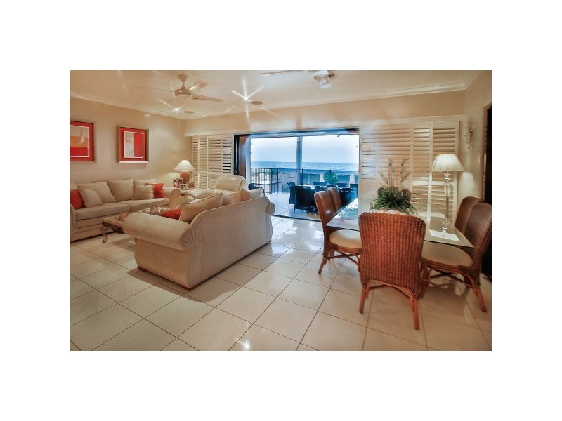 83 Cay Street, Saunders Beach QLD 4818