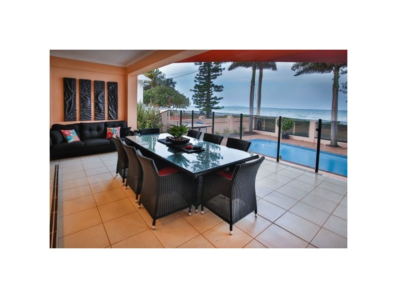 83 Cay Street, Saunders Beach QLD 4818