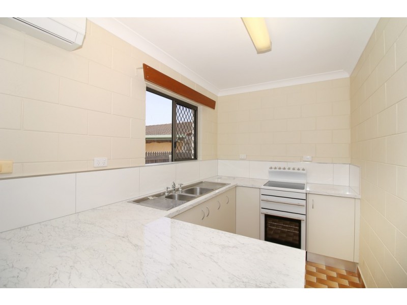 2/18 Adams Street, Heatley QLD 4814