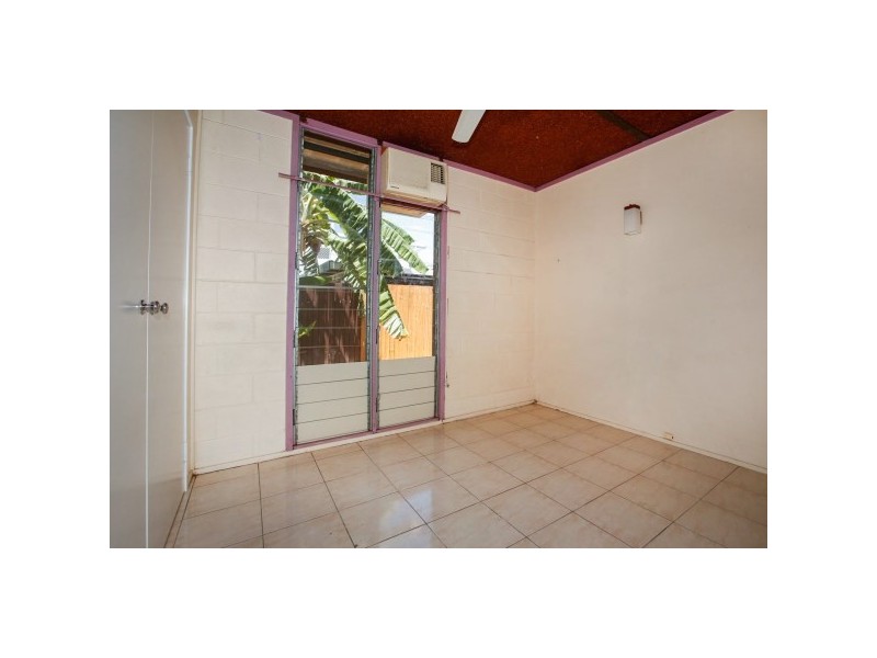 8 Northwest Street, Cranbrook QLD 4814