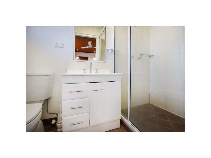 8 Northwest Street, Cranbrook QLD 4814