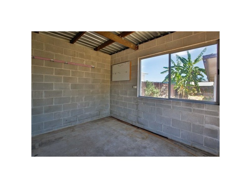 8 Northwest Street, Cranbrook QLD 4814