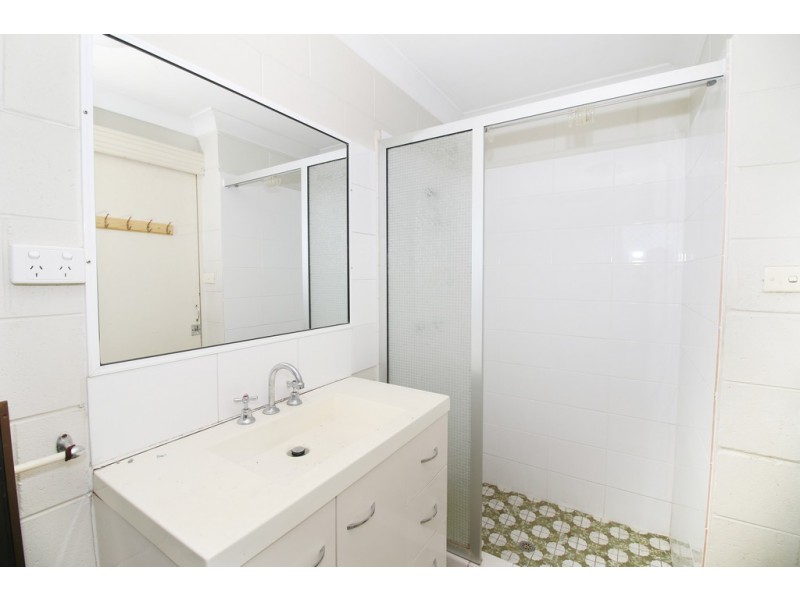 12/151 Nathan Street, Cranbrook QLD 4814