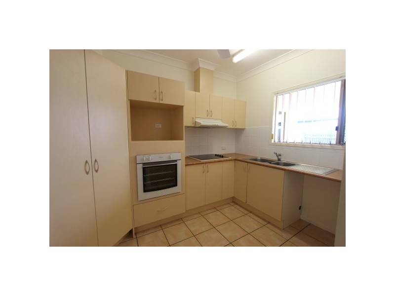 40 Young Circuit, Kirwan QLD 4817