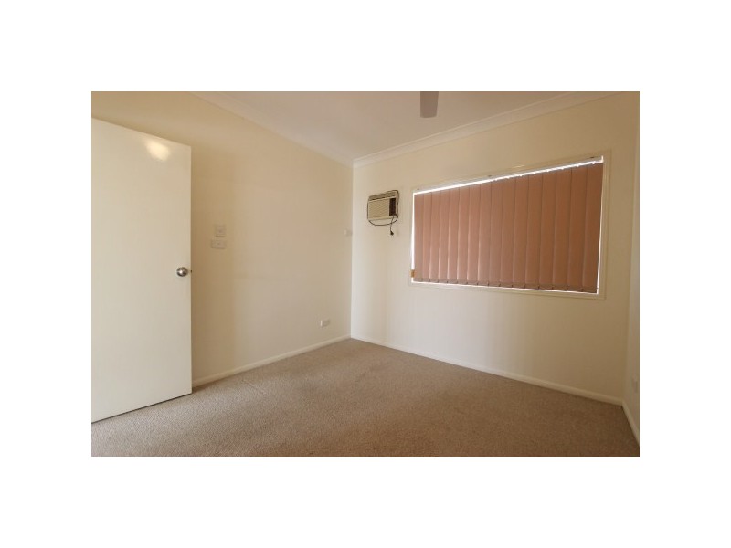 40 Young Circuit, Kirwan QLD 4817