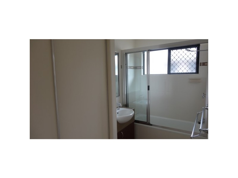 7 Gillingham Crescent, Kirwan QLD 4817