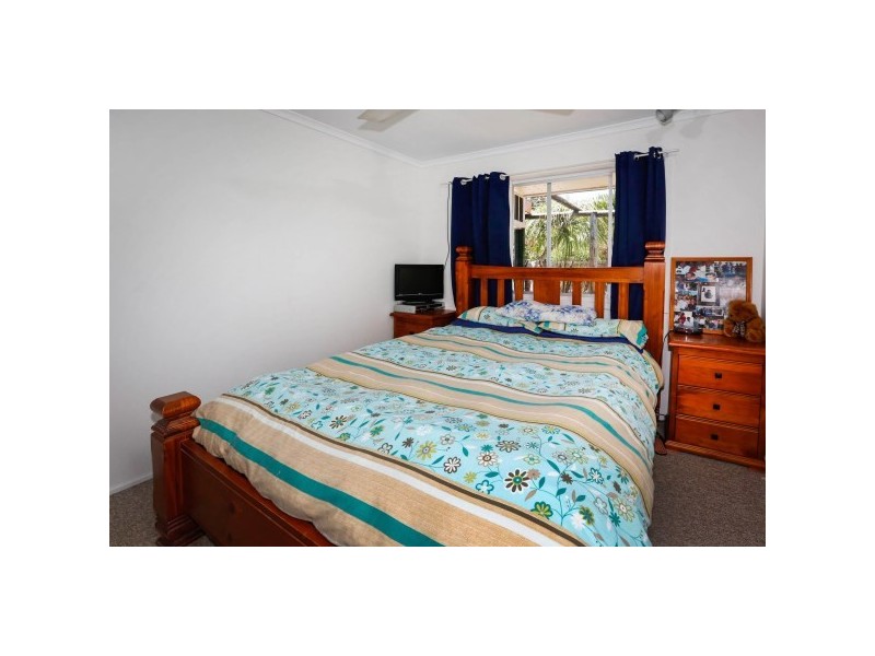 3 Davies Street, Mount Louisa QLD 4814