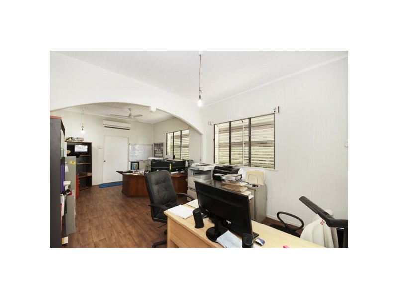 61 Bayswater Terrace, Hyde Park QLD 4812