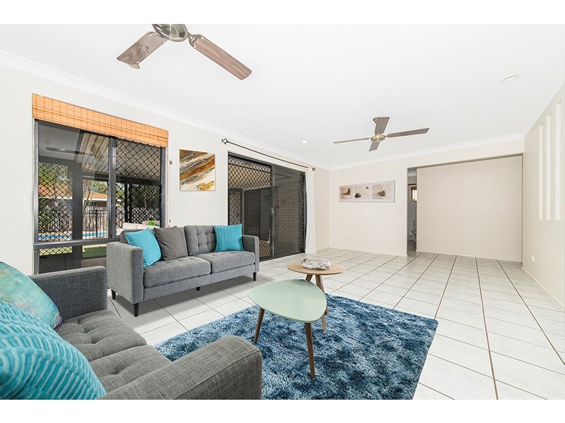 26 Wallace Circuit, Kirwan QLD 4817