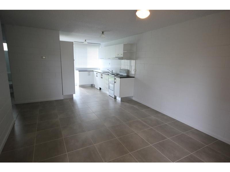 1/42 Ash Street, Kirwan QLD 4817