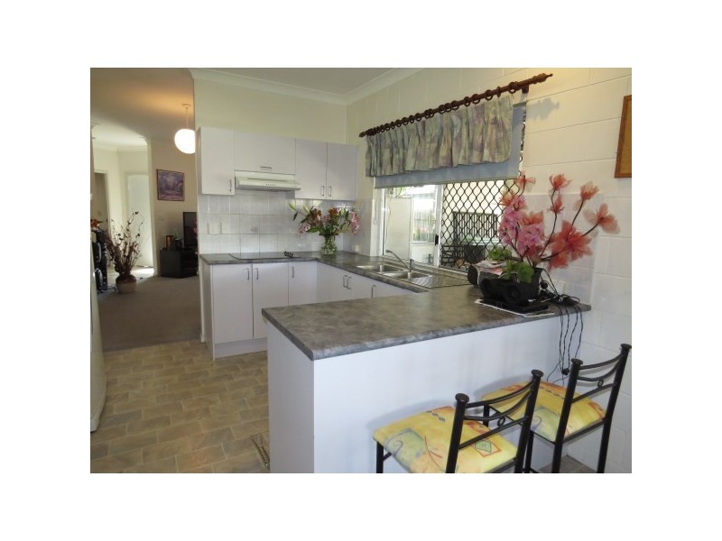 10 Templeton Crescent, Douglas QLD 4814