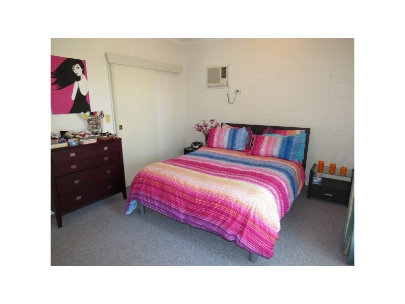 10 Templeton Crescent, Douglas QLD 4814