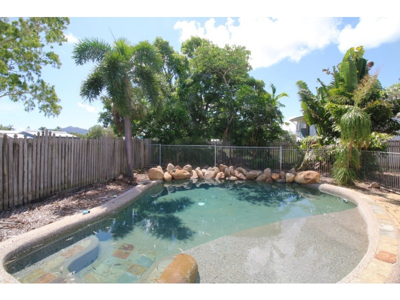 172 Tippett Street, Gulliver QLD 4812