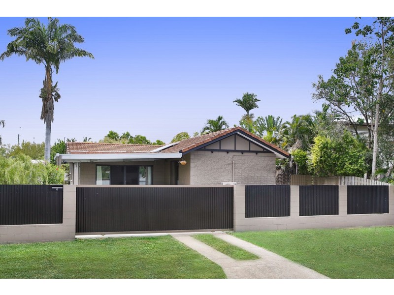 6 Julia Street, Kirwan QLD 4817