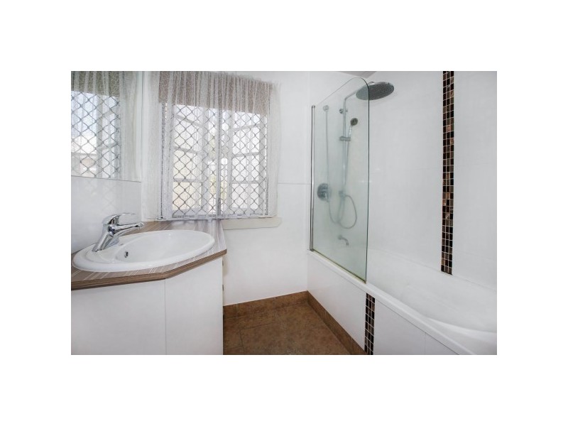 57 Corcoran Street, Currajong QLD 4812