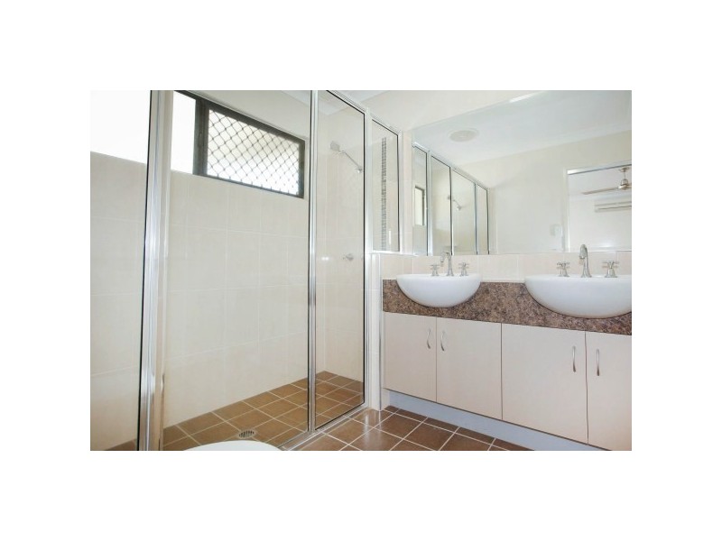 16 Chesham Drive, Kirwan QLD 4817