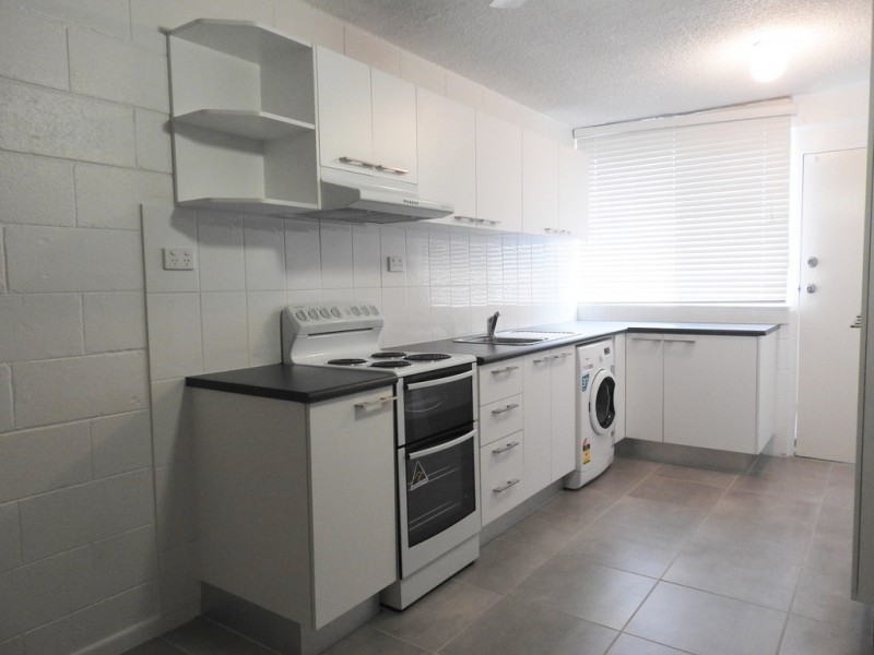 2/42 Ash Street, Kirwan QLD 4817