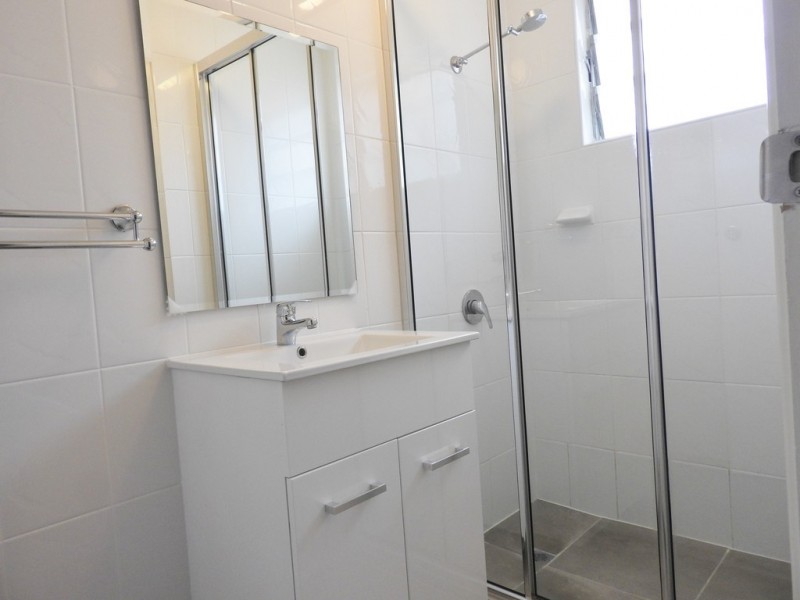 2/42 Ash Street, Kirwan QLD 4817