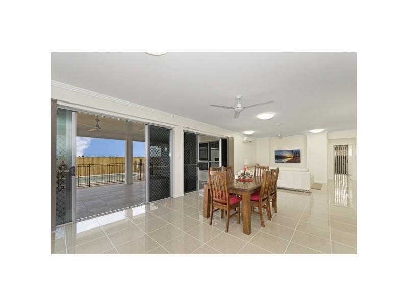 32 Barklya Street, Mount Low QLD 4818