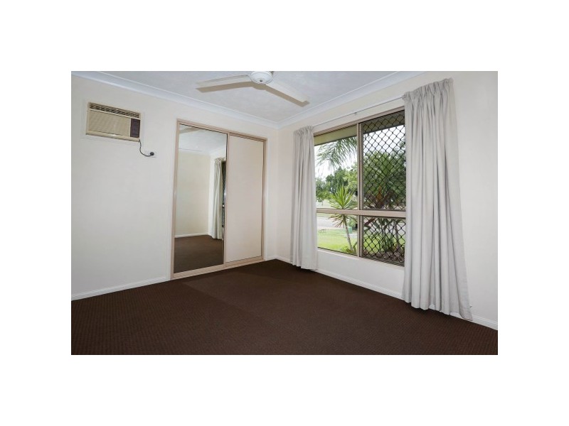 6 Monteray Way, Kirwan QLD 4817