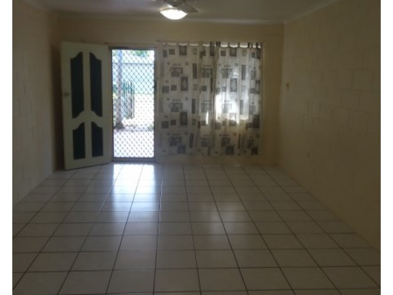 1/14 Shelton Street, Kirwan QLD 4817