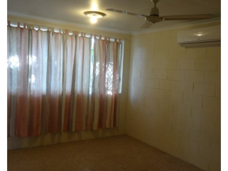 1/14 Shelton Street, Kirwan QLD 4817