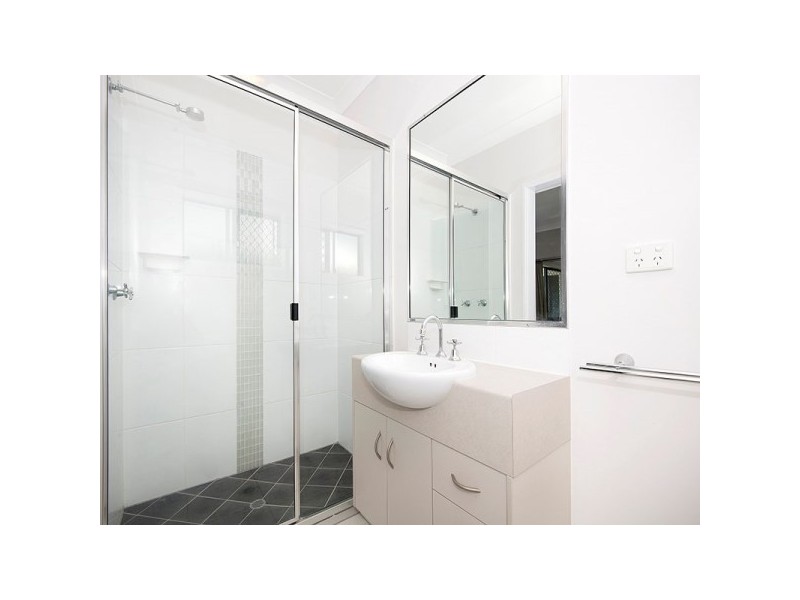 10 Tahlia Circuit, Mount Louisa QLD 4814