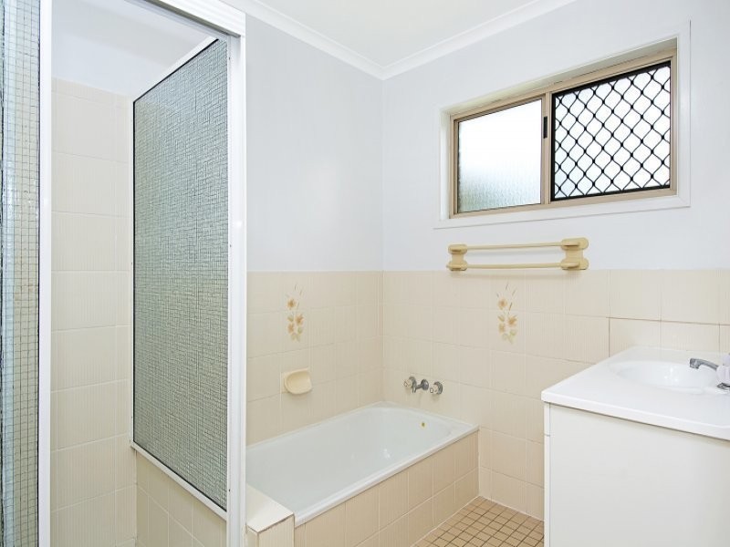 149 Thuringowa Drive, Kirwan QLD 4817