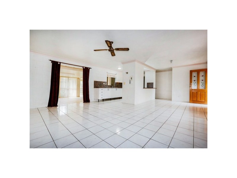 6 Yut Fay Avenue, Kelso QLD 4815