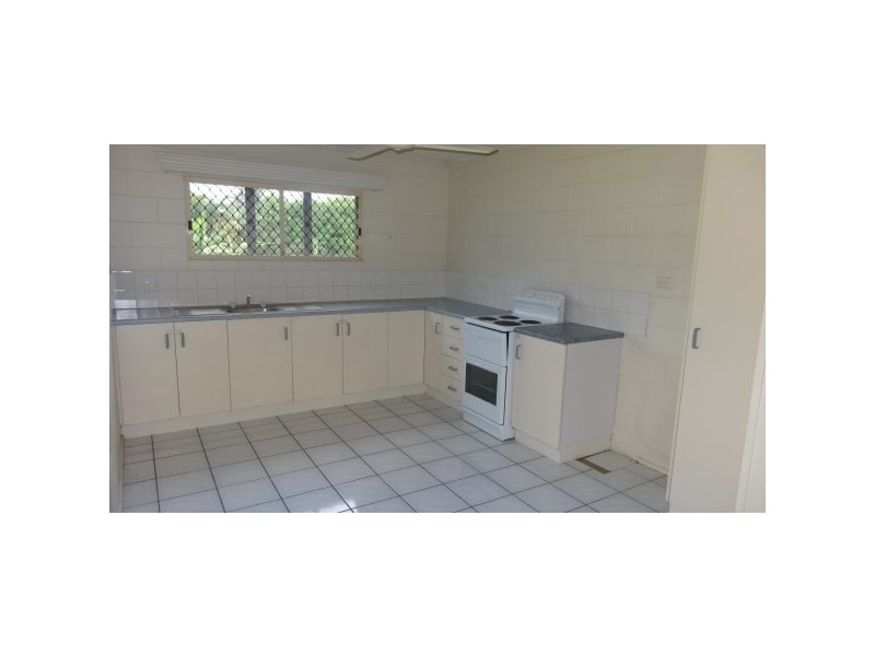3/6 Albert Street, Cranbrook QLD 4814