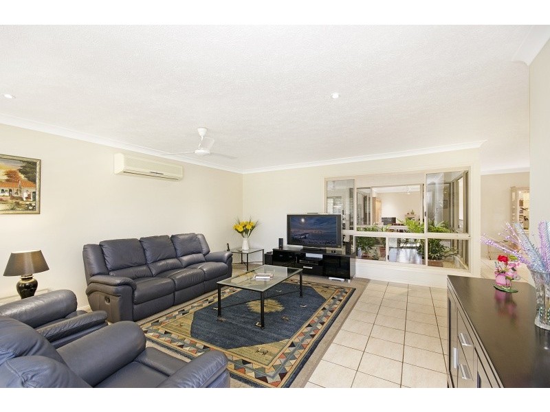 9 Bohemia Drive, Kirwan QLD 4817