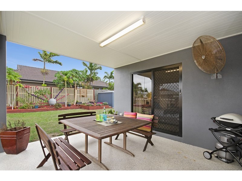 97 Woodwark Drive, Bushland Beach QLD 4818