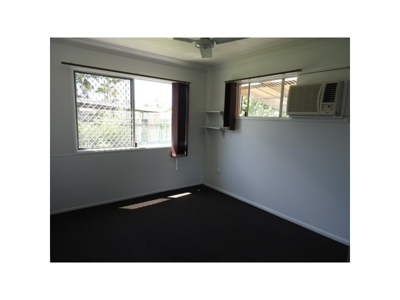 141 Kern Brothers Drive, Kirwan QLD 4817