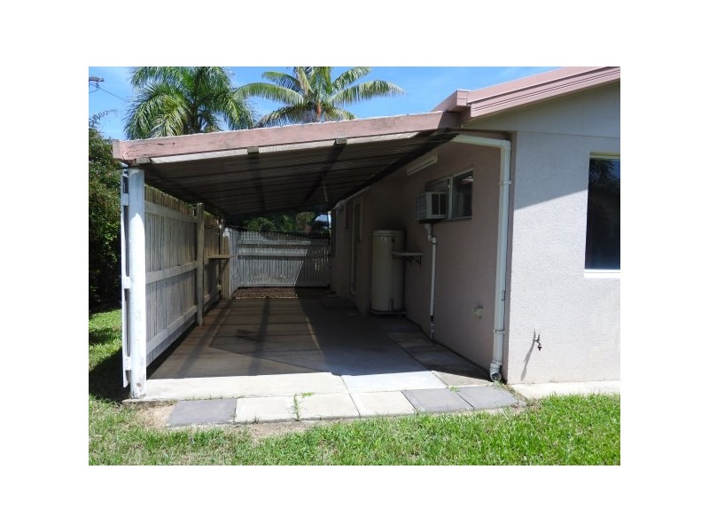 141 Kern Brothers Drive, Kirwan QLD 4817