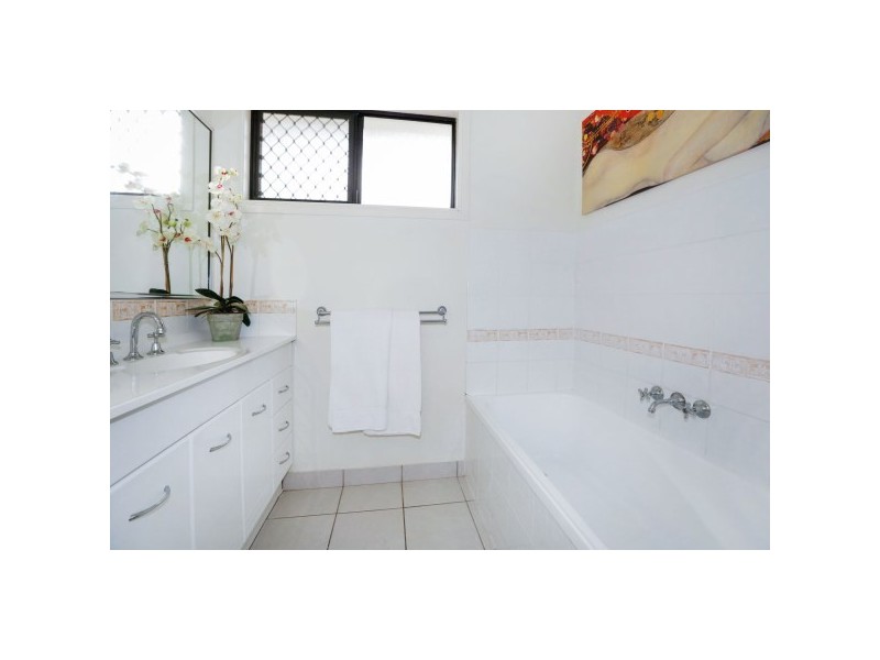 68 Brenton Circuit, Deeragun QLD 4818