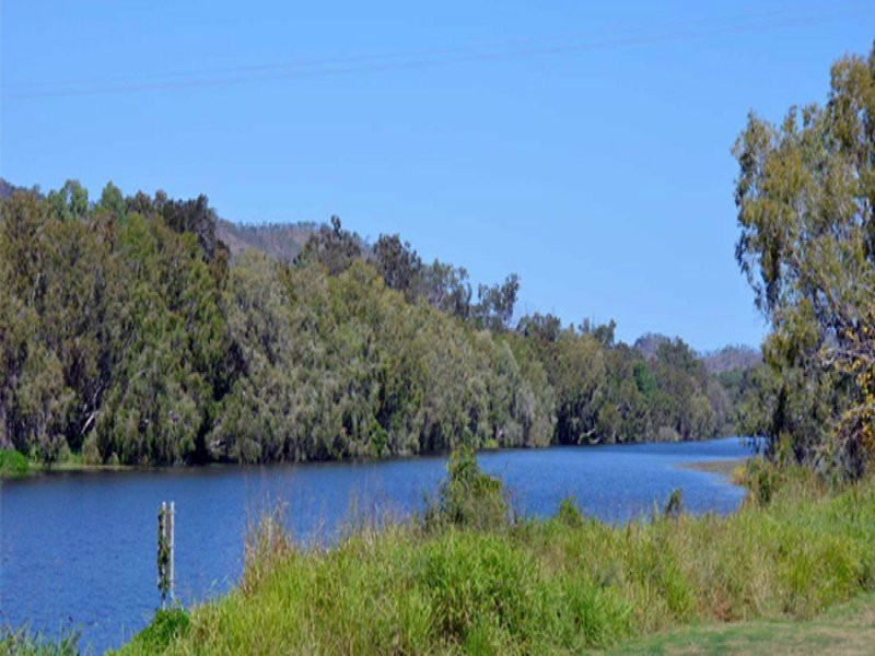 1584 Riverway Drive, Kelso QLD 4815