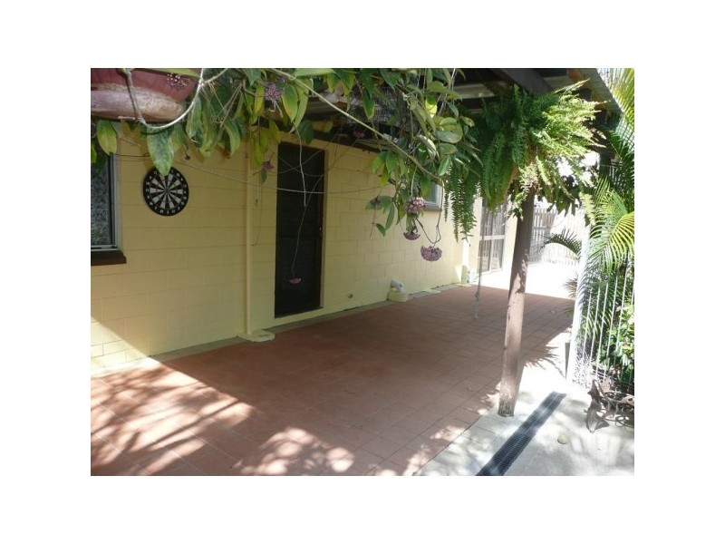 2 Cameron Court, Kelso QLD 4815