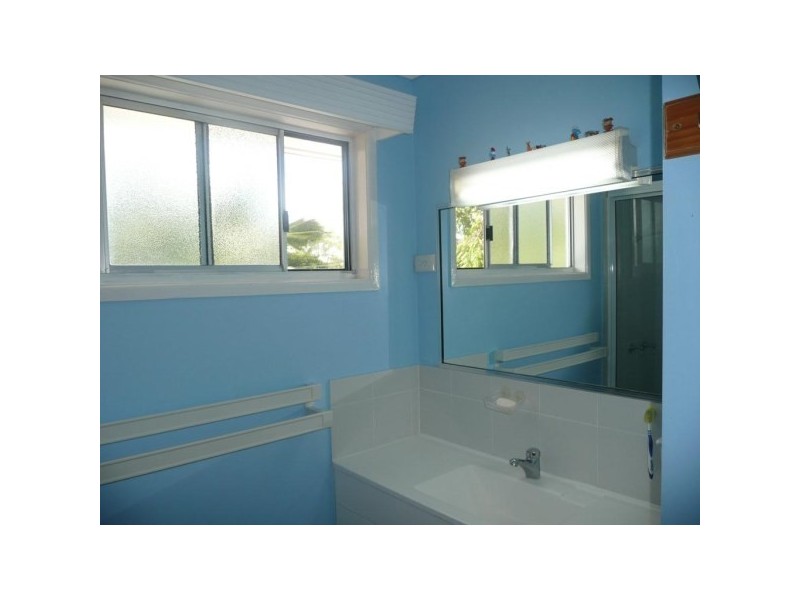 2 Cameron Court, Kelso QLD 4815