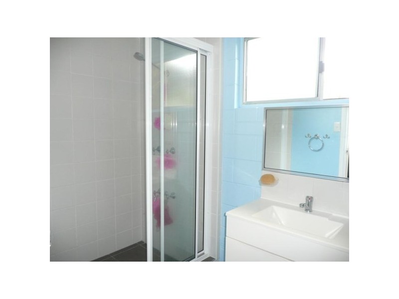 2 Cameron Court, Kelso QLD 4815