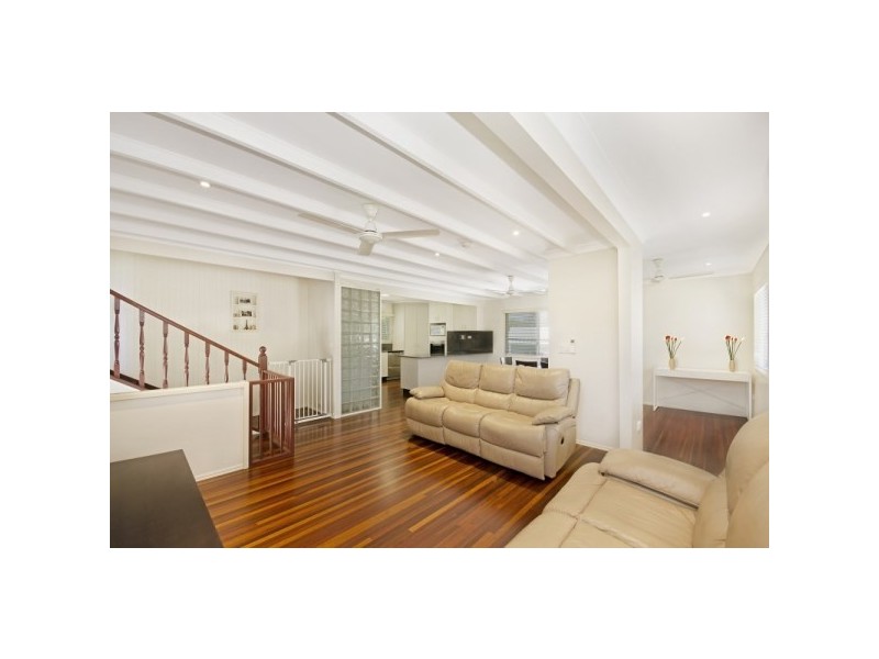 11 Armit Street, Mundingburra QLD 4812