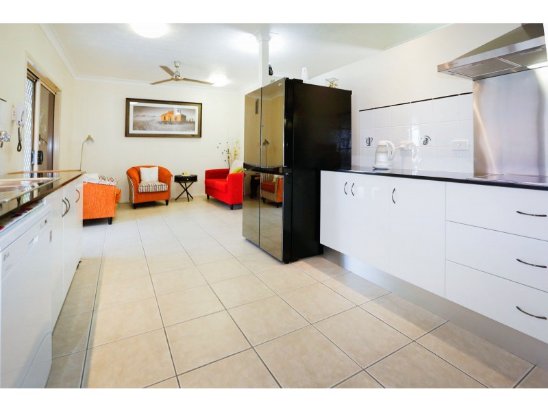 15 Lakeshore Circuit, Idalia QLD 4811