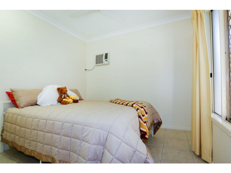 15 Lakeshore Circuit, Idalia QLD 4811