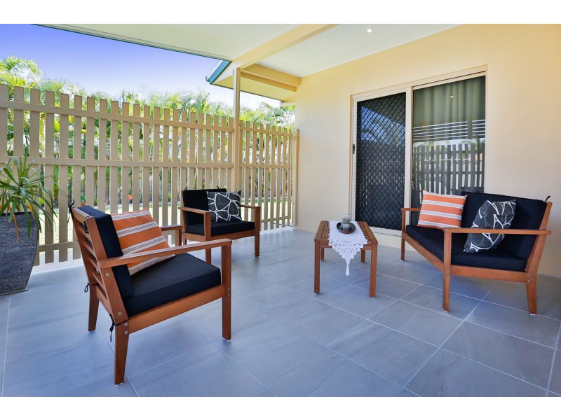 15 Lakeshore Circuit, Idalia QLD 4811