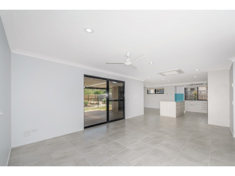 27 Dickenson Place, Kirwan QLD 4817