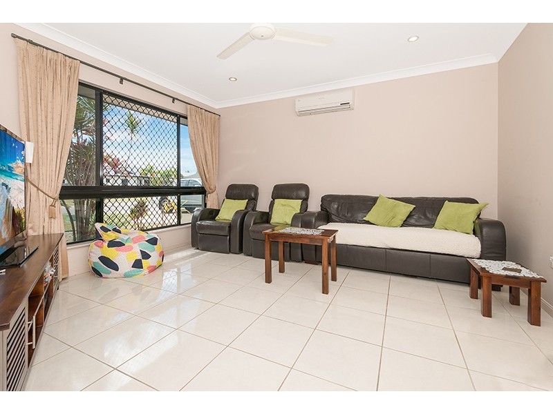 20 Waterfront Parade, Idalia QLD 4811