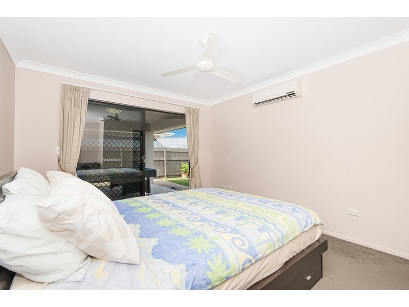 20 Waterfront Parade, Idalia QLD 4811