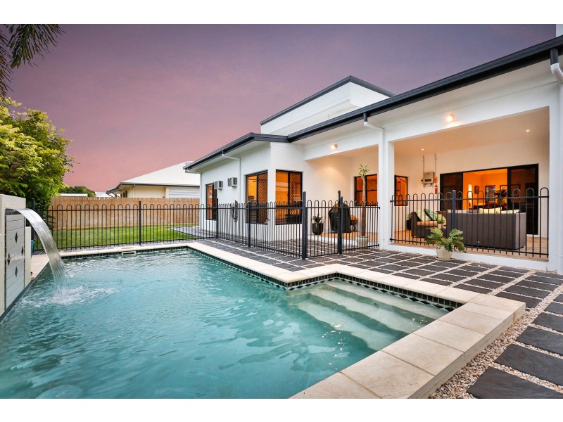 54 Lakeshore Circuit, Idalia QLD 4811