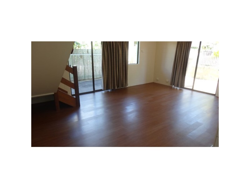 6/126 Mitchell Street, North Ward QLD 4810