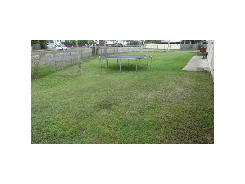 1/114 Cambridge Street, Gulliver QLD 4812