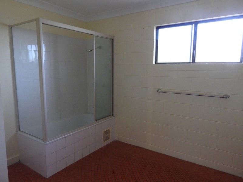 4/33 Ninth Avenue, Railway Estate QLD 4810